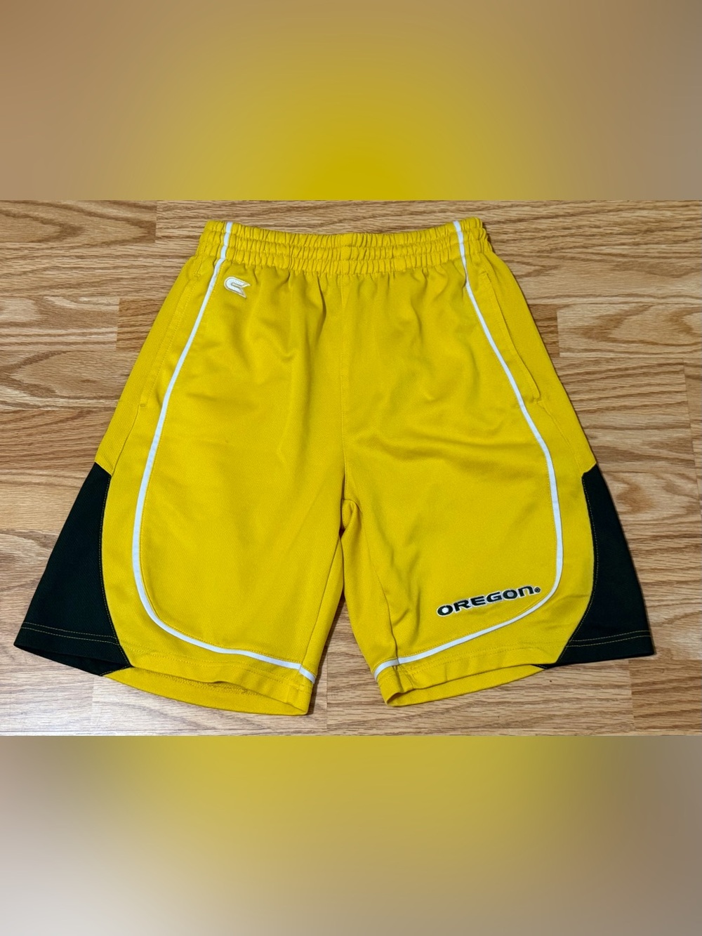 Oregon Ducks Colosseum Athletics Men’s Small Yellow Athletic Shorts NCAA Pockets